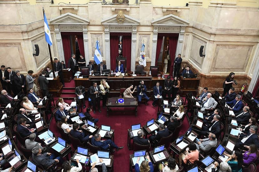 El Senado aprobó la nueva ley de protección de datos personales y la envió a Diputados