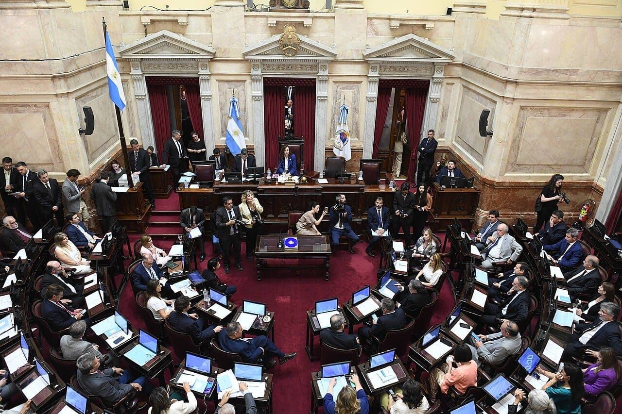 El Senado aprobó la nueva ley de protección de datos personales y la envió a Diputados
