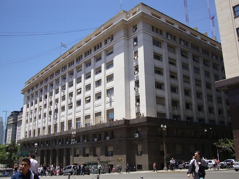 La recaudación creció por encima de la inflación y las provincias reciben más fondos coparticipables