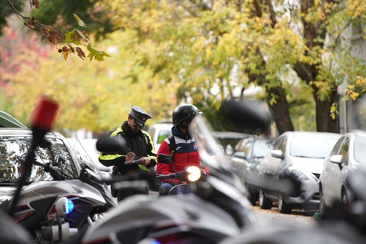 Siniestros viales: las motos ya están involucradas en la mitad de las muertes en las rutas y calles del país